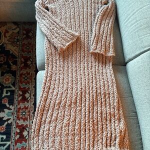 Cozy H&M Ribbed Knit Maxi Dress in Taupe!